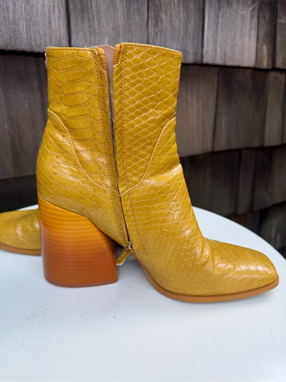 Circus by Sam Edelman booties yellow textured faux leather heels Sz 9.5 - Picture 10 of 10